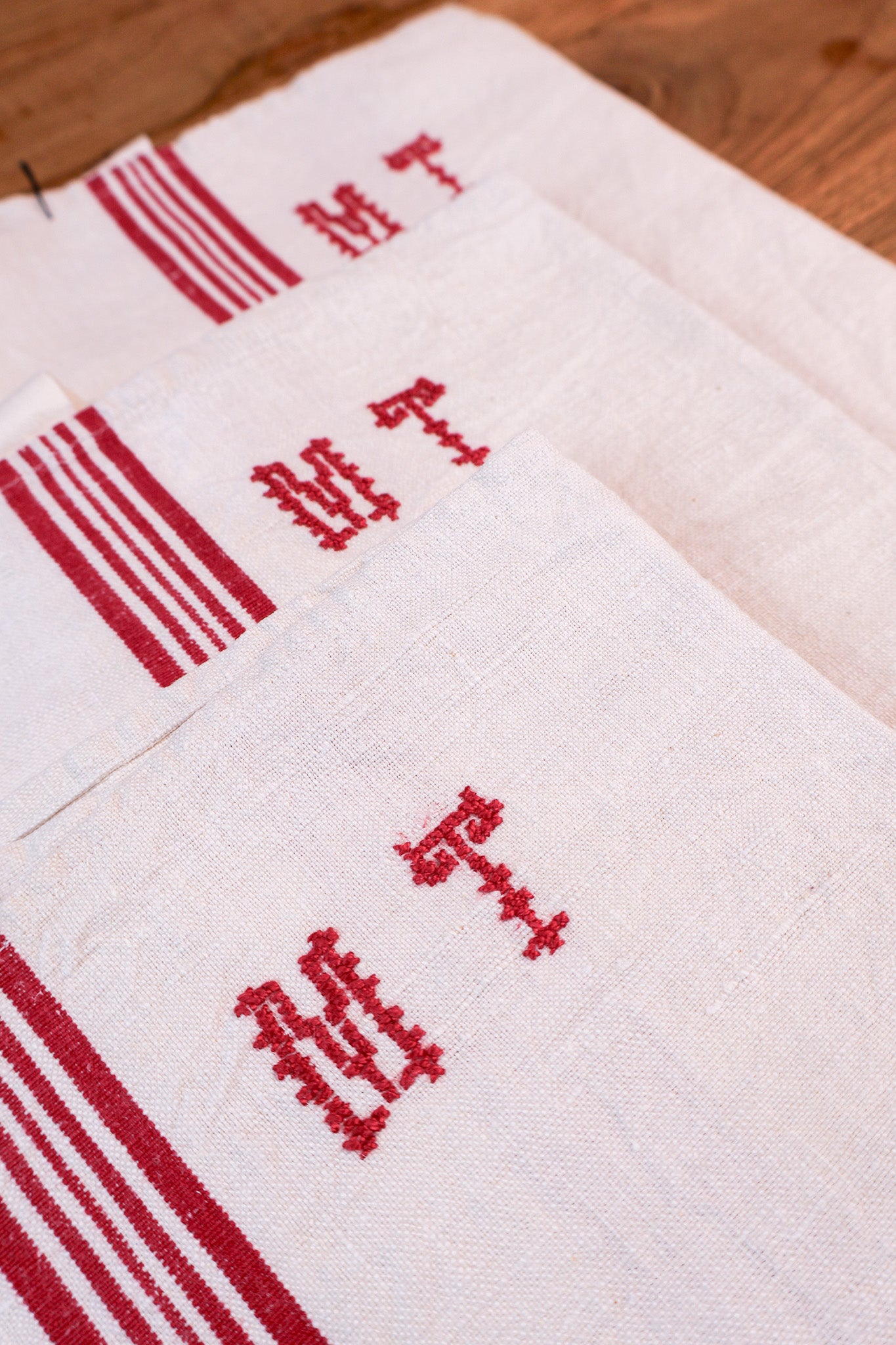 Vintage Tea Towel - Ivory