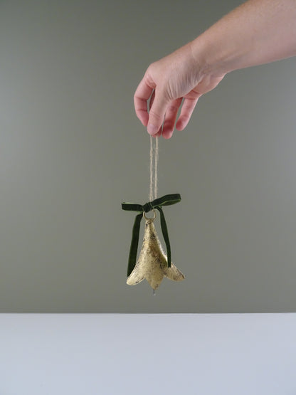 Rustic Scallop Shaped Christmas Bell with Bow (Pre-Order)