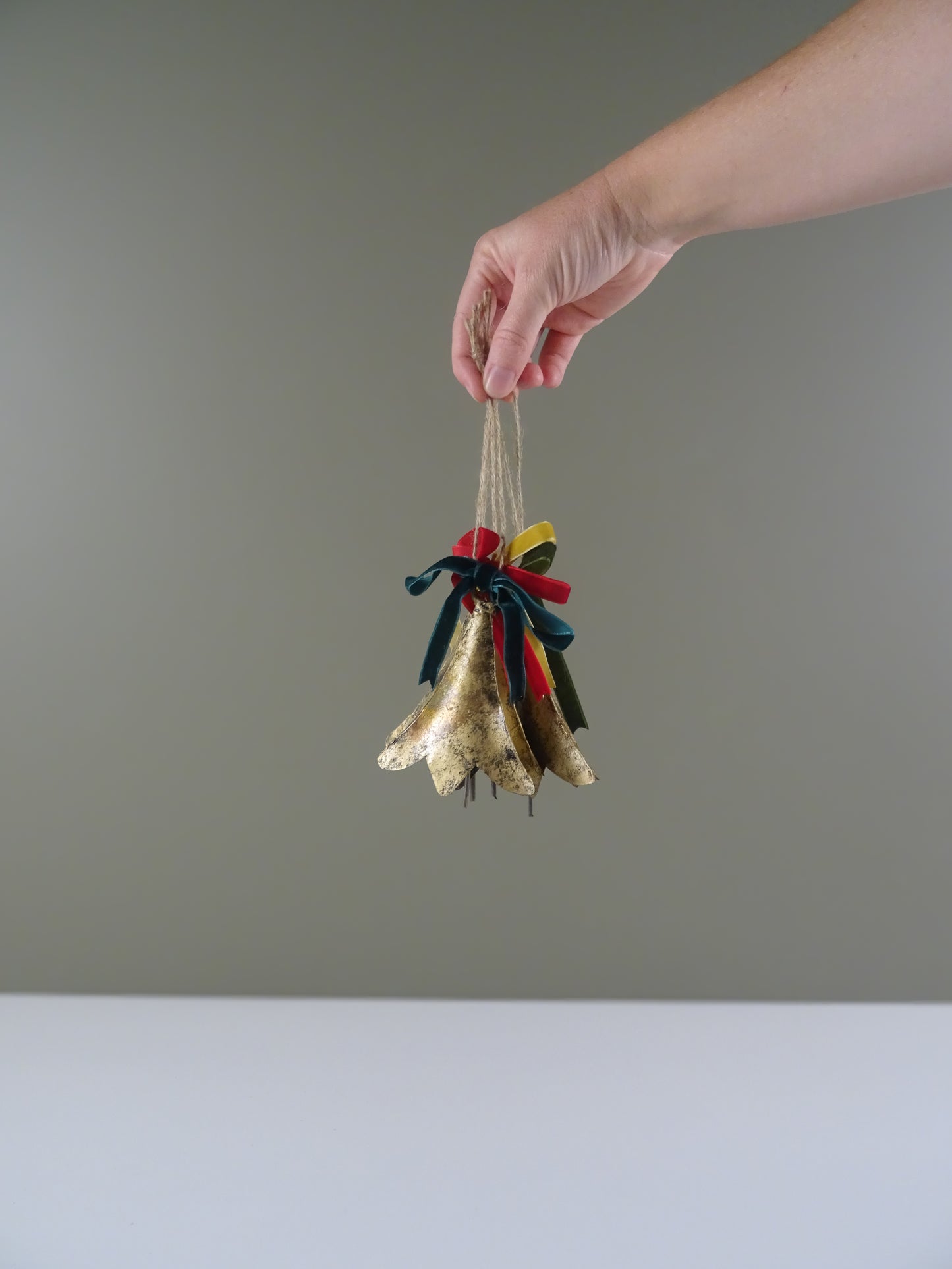 Rustic Scallop Shaped Christmas Bell with Bow (Pre-Order)