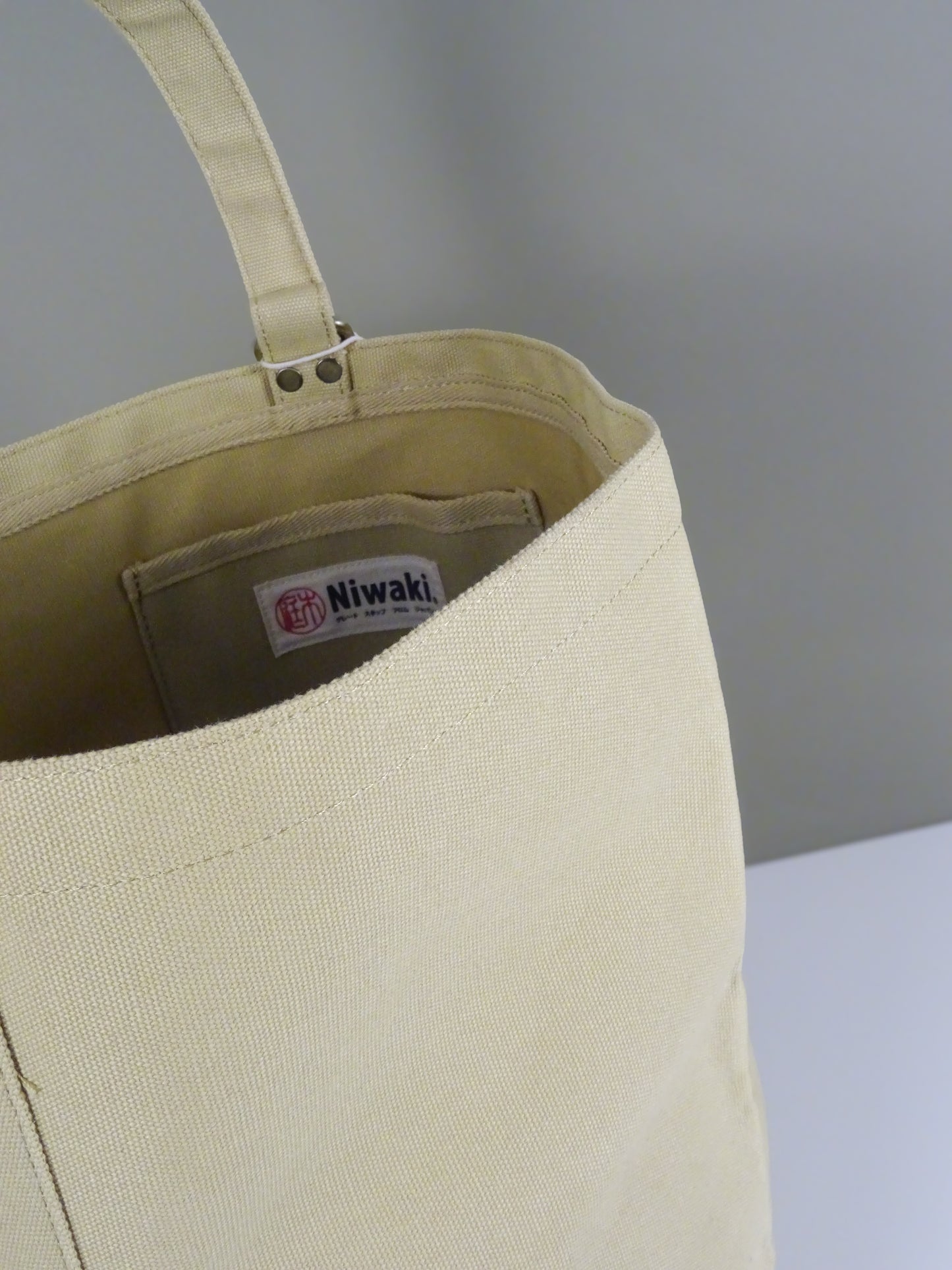 Kantan Canvas Bucket Tote