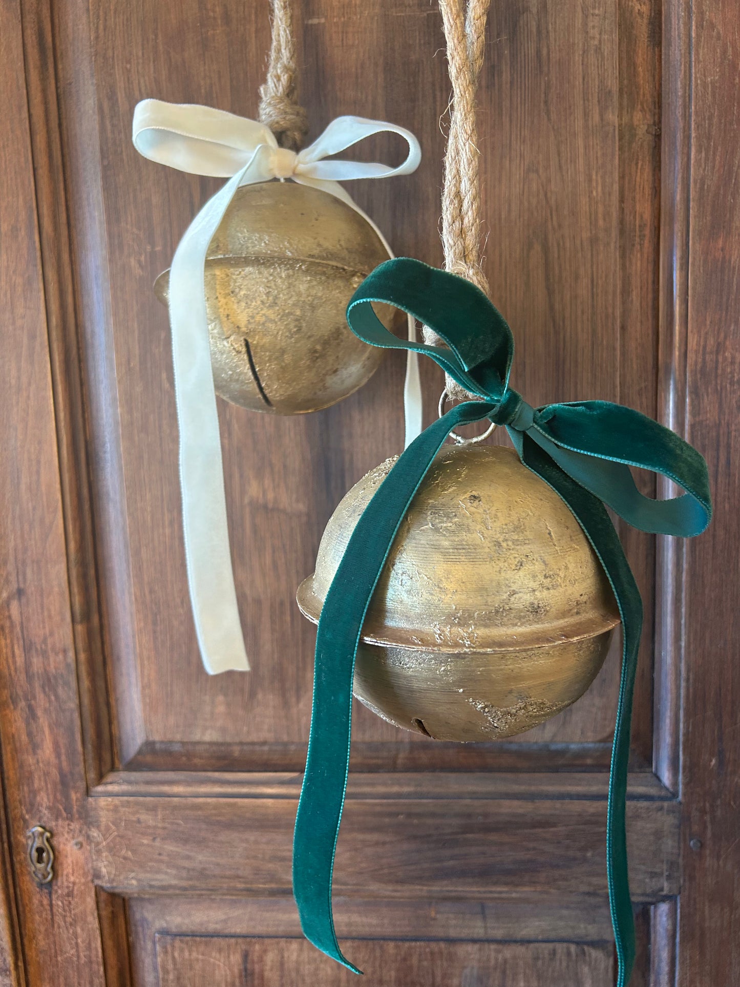 Rustic Jumbo Round Christmas Bell