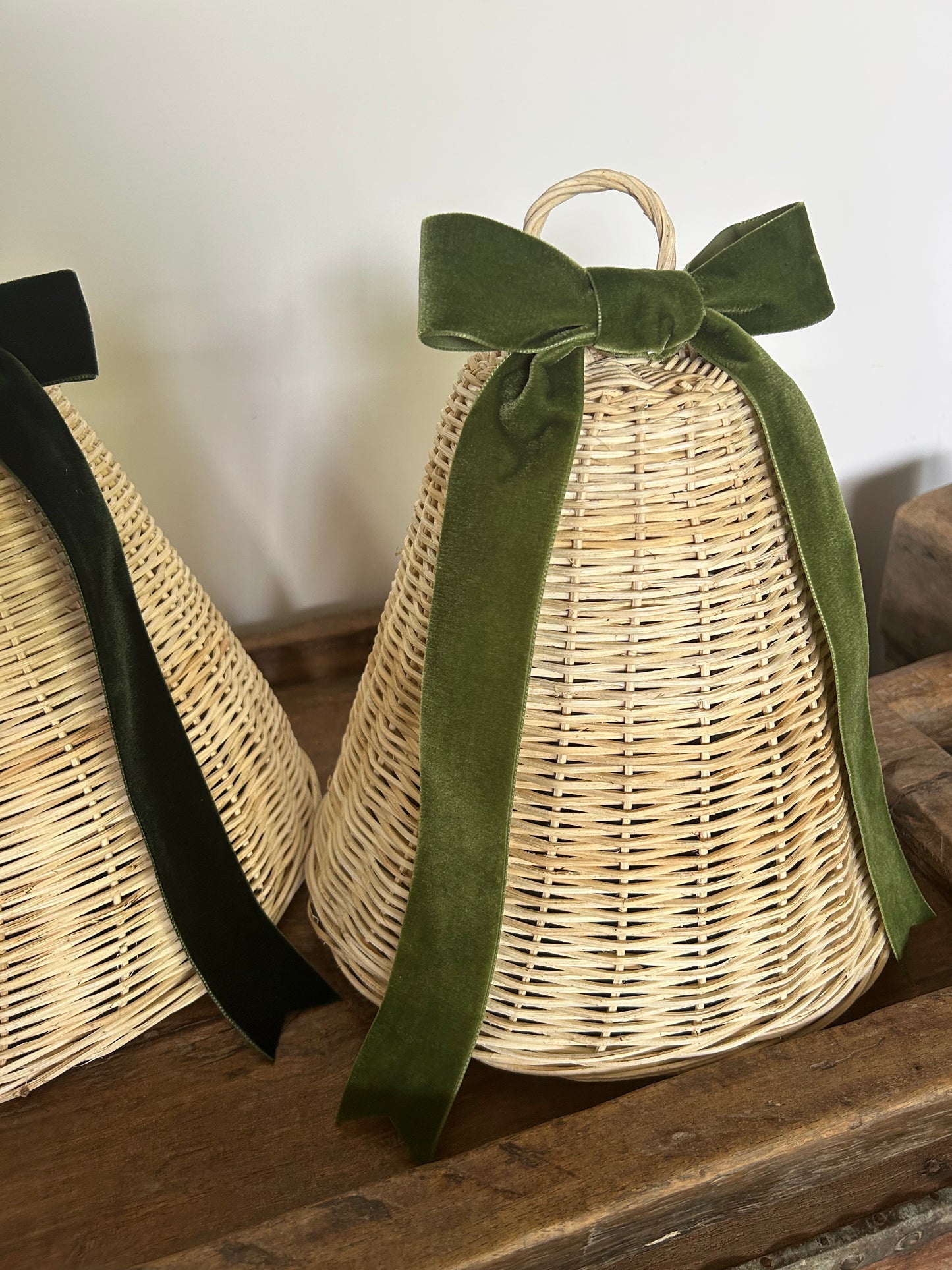 Jumbo Rattan Christmas Bell