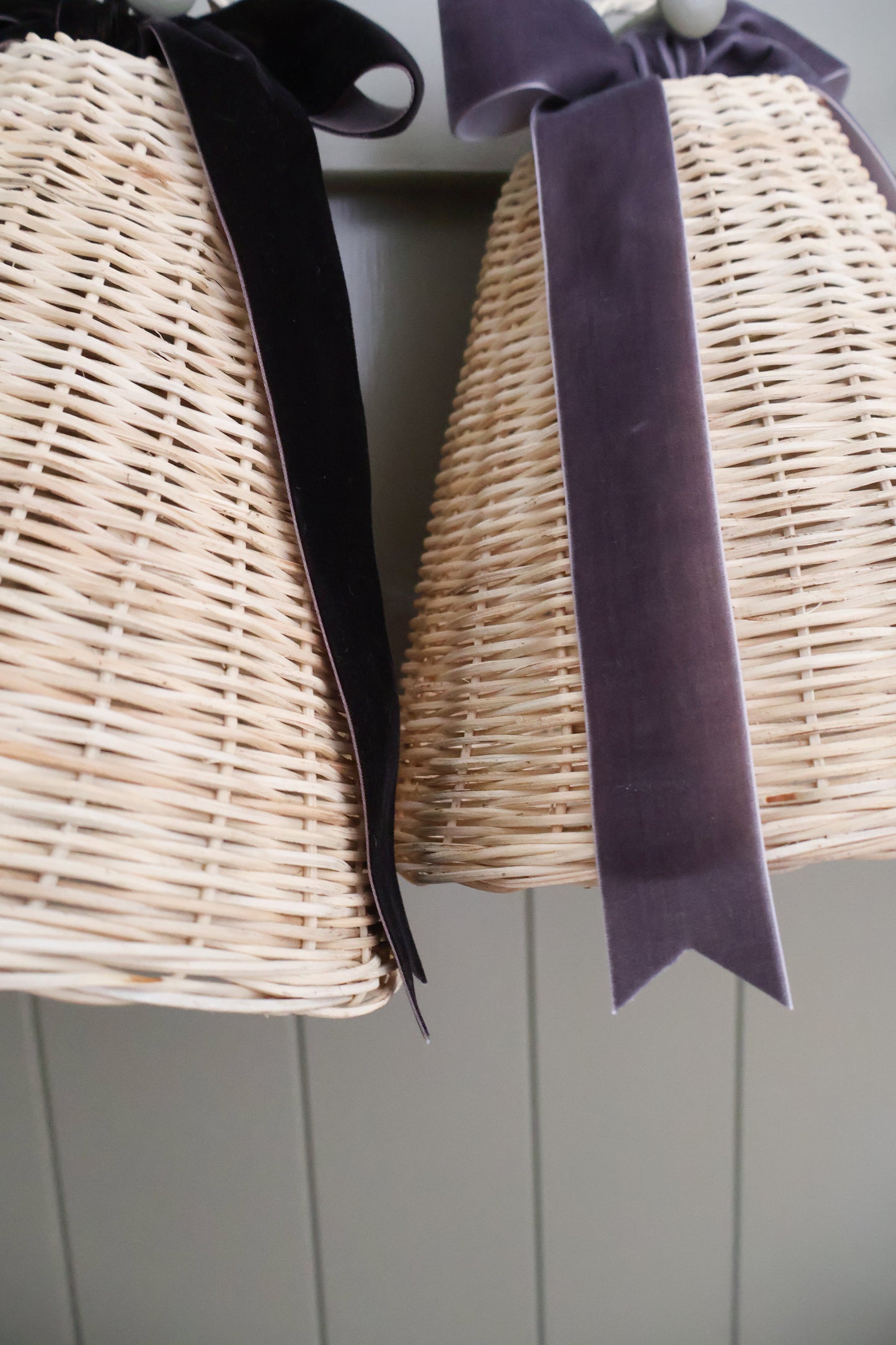 Jumbo Rattan Christmas Bell