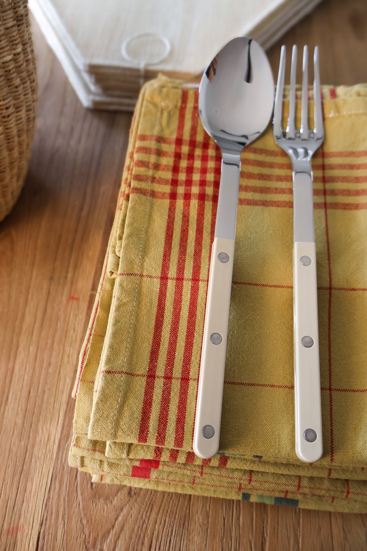 Bistrot Serving Set - Light Khaki