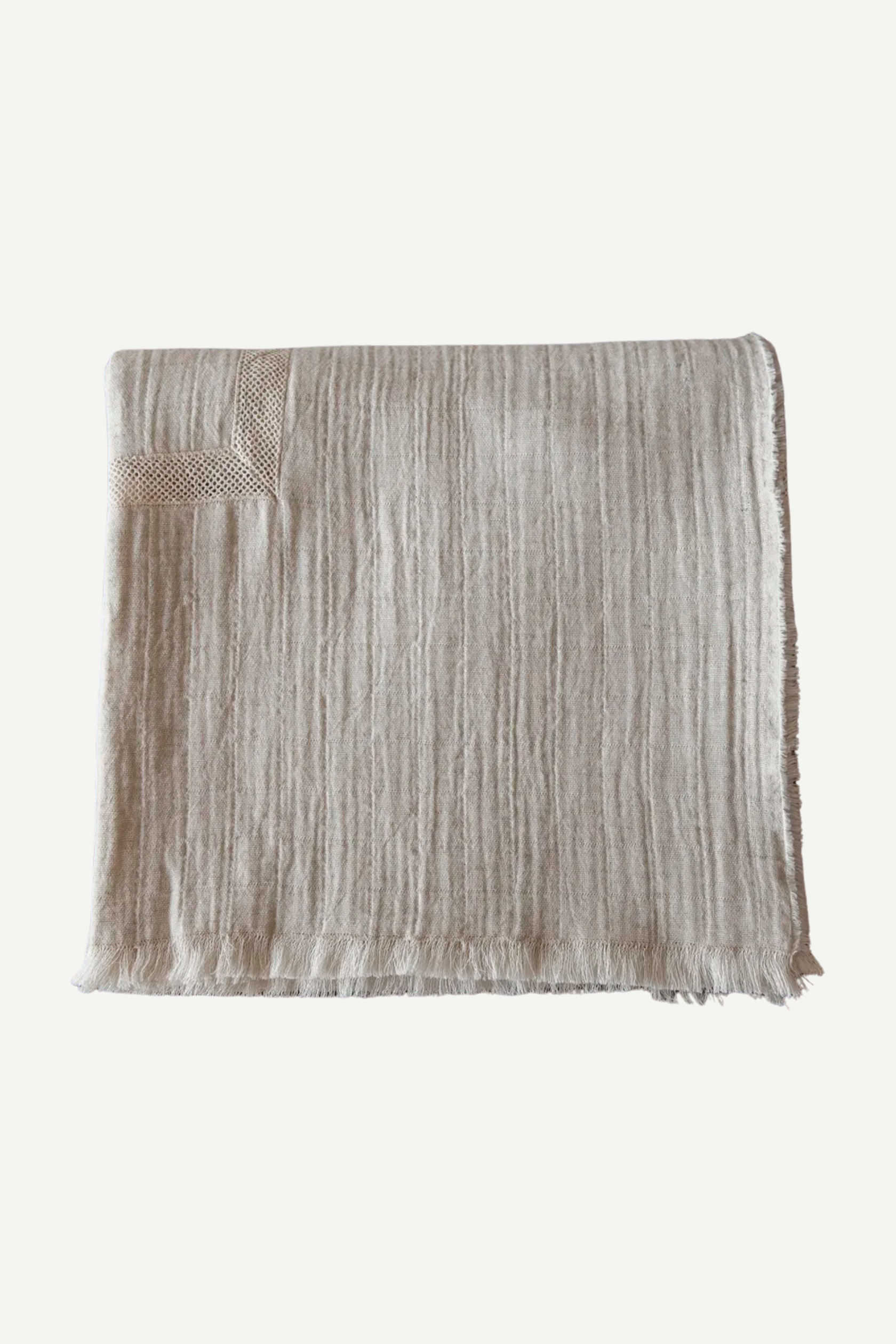 Portuguese melange tablecloth with net lace by Bicla