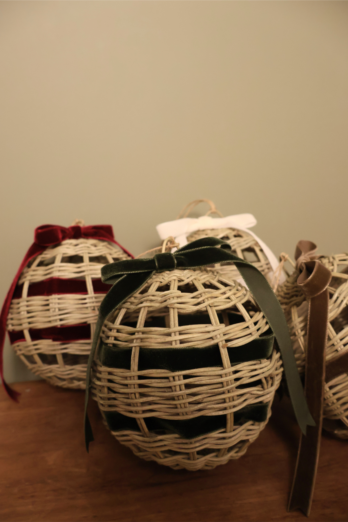 Noël Rattan Bauble