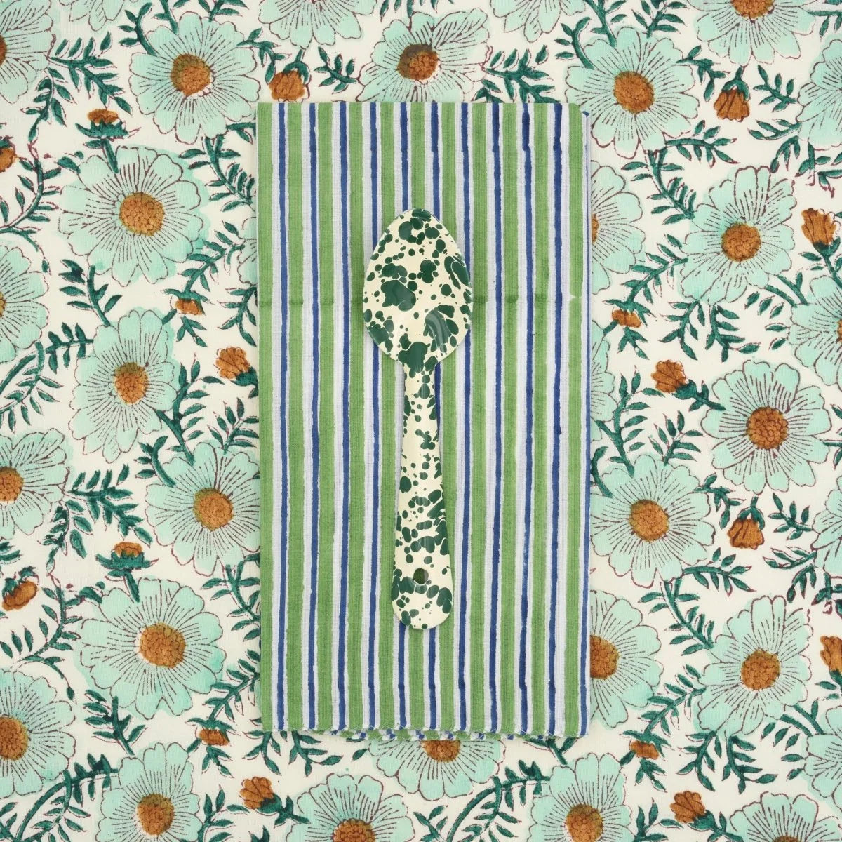 Suzette Lila Evergreen upcycled cotton napkins, set of 4 – view 2